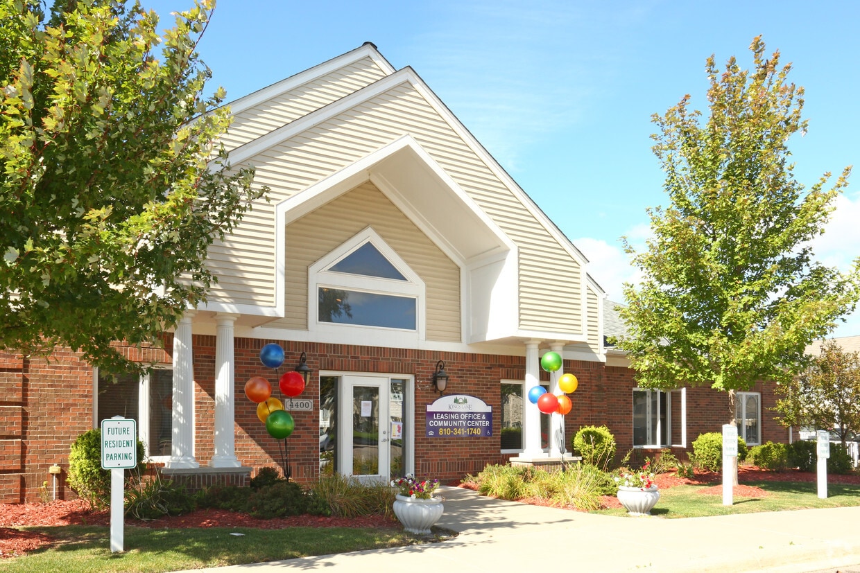Kings Lane Apartments Burton, MI