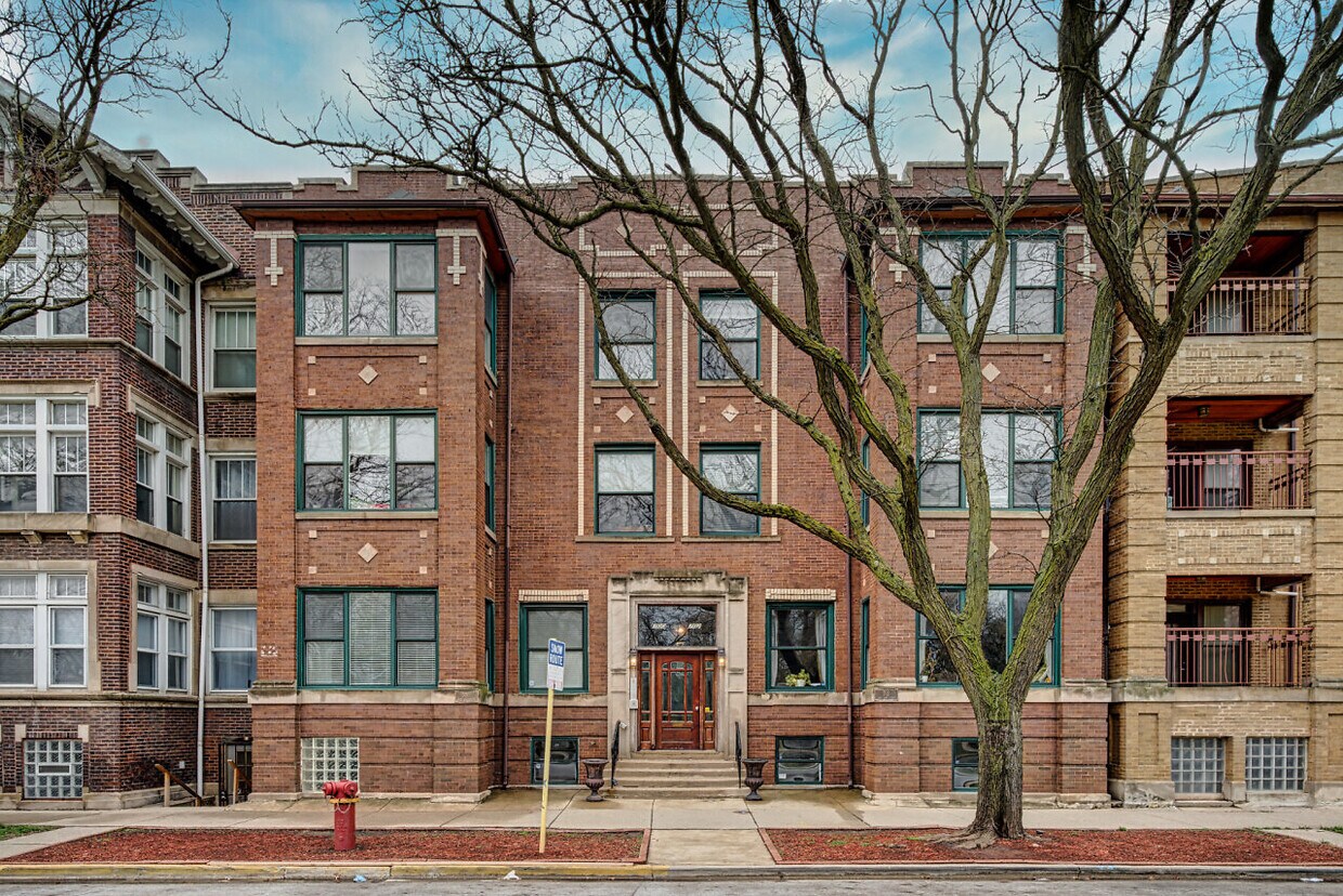 700 E 51st St Unit 3W, Chicago, IL 60615 Condo for Rent in Chicago