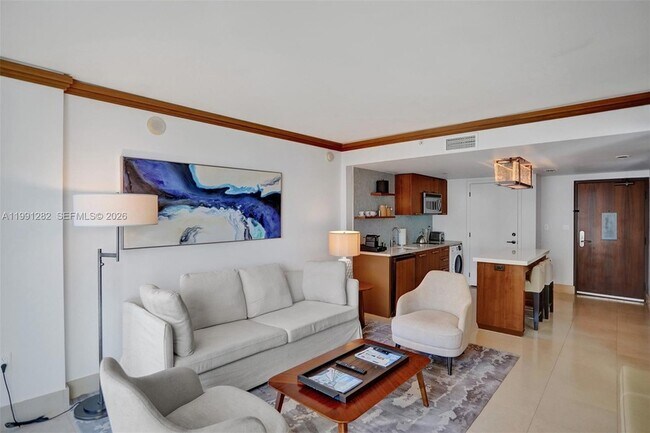 Foto del edificio - 6801 Collins Ave