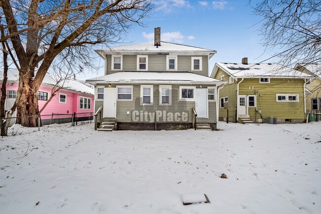 Photo - 820 N Oakland Ave House