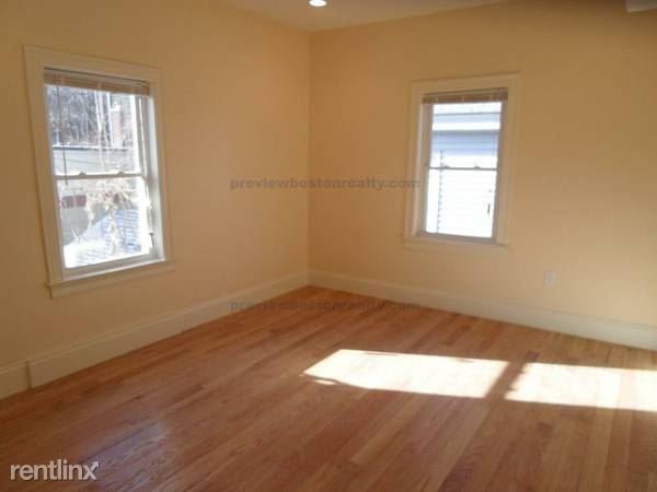 Foto del edificio - 19 Chestnut Hill Ave