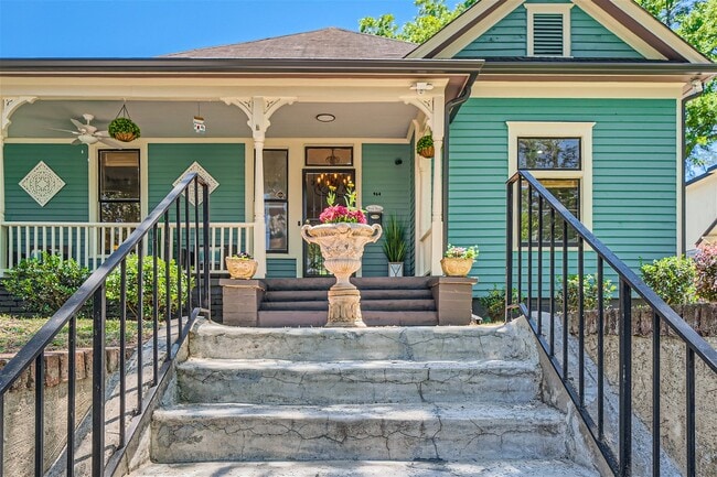 Building Photo - 964 Oglethorpe Ave SW