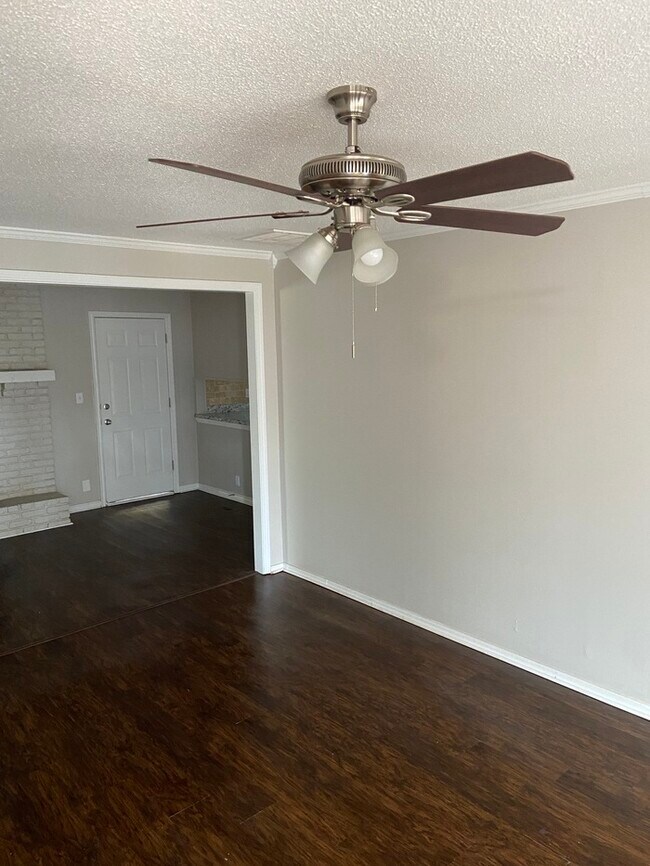 764 N Moccasin Pl, Sapulpa, OK 74066, USA House Rental in Sapulpa, OK