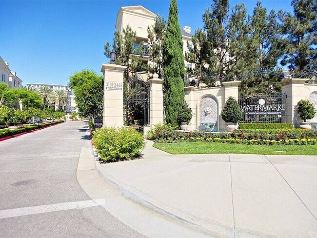 Building Photo - 3220 Watermarke Pl