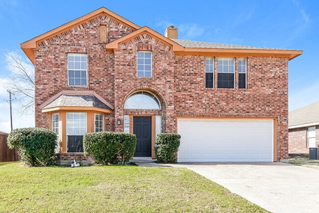 Building Photo - 5909 Iris Dr