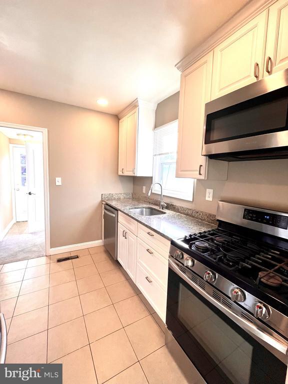 Foto del edificio - 4907 Sheridan St