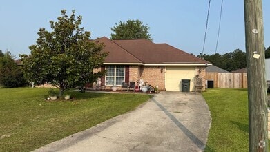 Building Photo - 873 Birchwood Ln