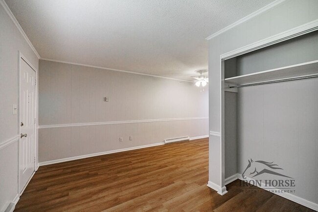 Building Photo - 550 Macon Hwy