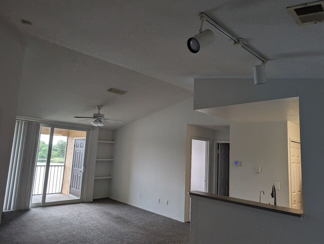 Building Photo - 8825 Latrec Ave