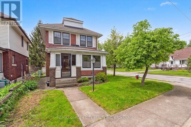 Building Photo - 4372 Seneca St