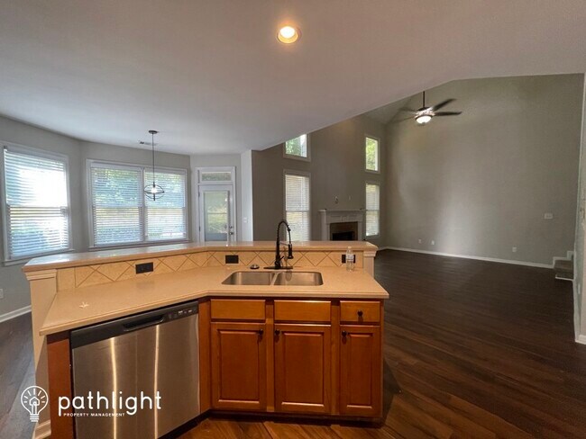 Building Photo - 2621 Hillgrove Drive