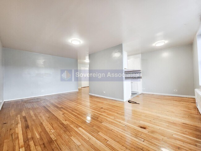 Foto del edificio - 210 W 251st St