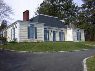 Primary Photo - 111 Old Town Rd