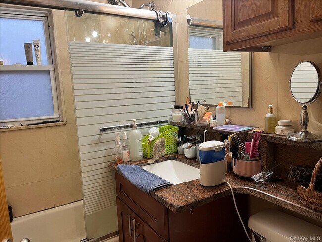 Foto del edificio - 200-07-200-17 17th Ave