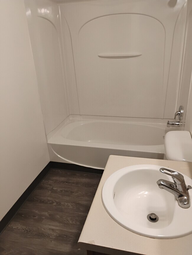 Foto del edificio - Parkside Apartments