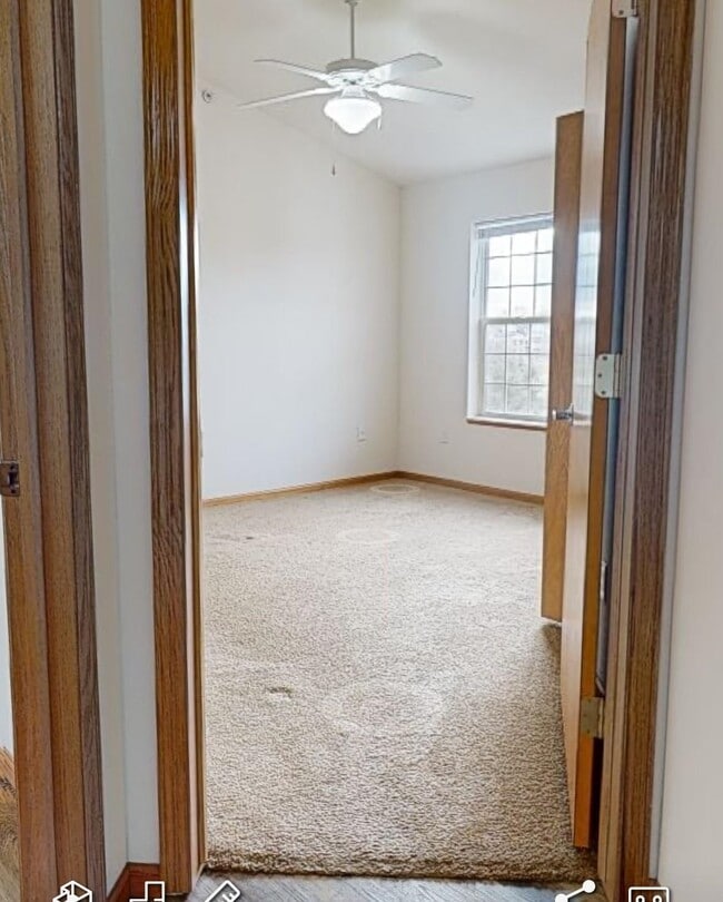 Building Photo - 732 Bear Claw Way