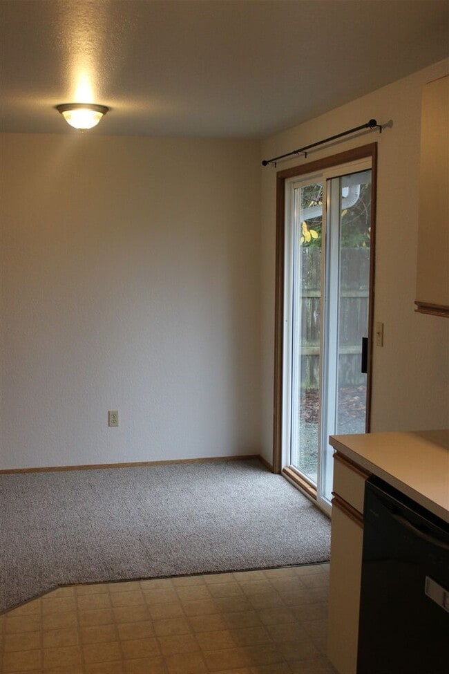 Foto del edificio - Waldangle, LLC