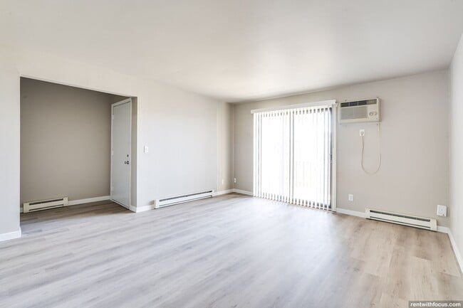 Interior Photo - EVERGREEN PLACE