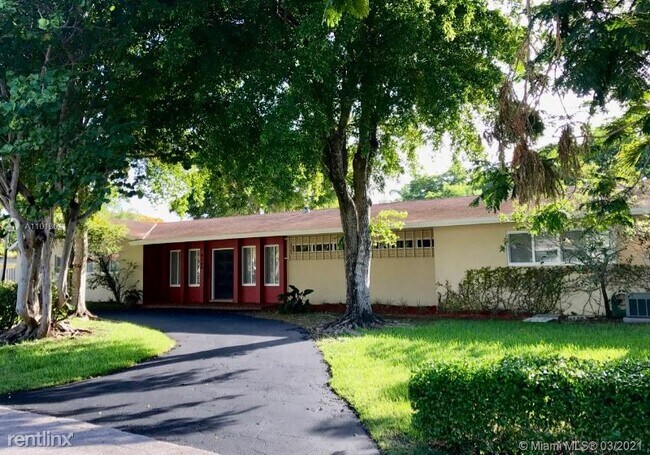 Building Photo - 3 br, 2 bath House - 9800 SW 70 Ave