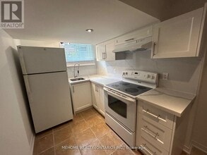 Building Photo - 83 Cornwallis Dr