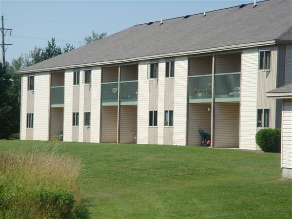 Primary Photo - 3108 S Woodfield Blvd