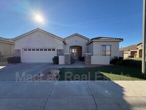 Building Photo - 4805 E Wagoner Rd