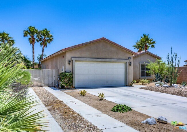 Building Photo - Escape to Your Private Desert Oasis in Pal...