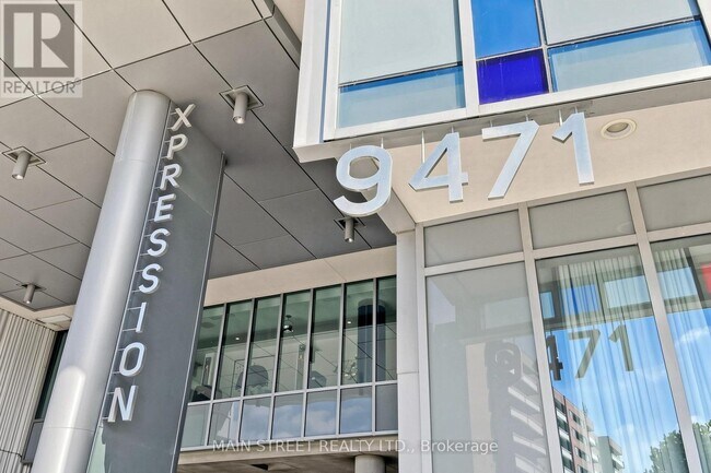 Building Photo - 9471 Yonge St