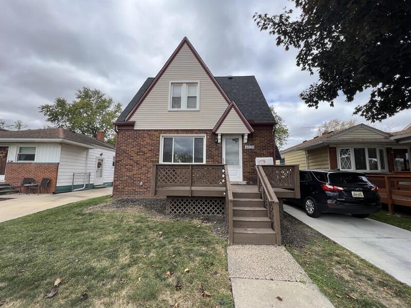 Primary Photo - 4020 Hazel Ave