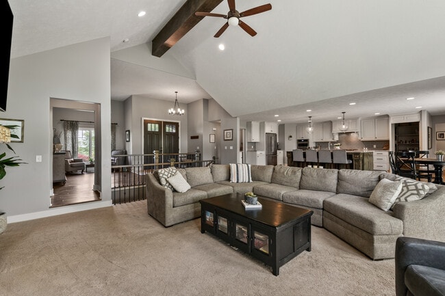 Building Photo - 4606 S 184th Plz