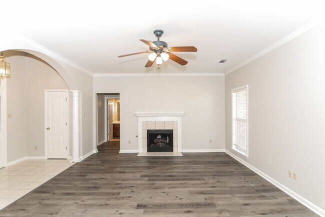 Foto del edificio - 5033 Thornebrook Cove