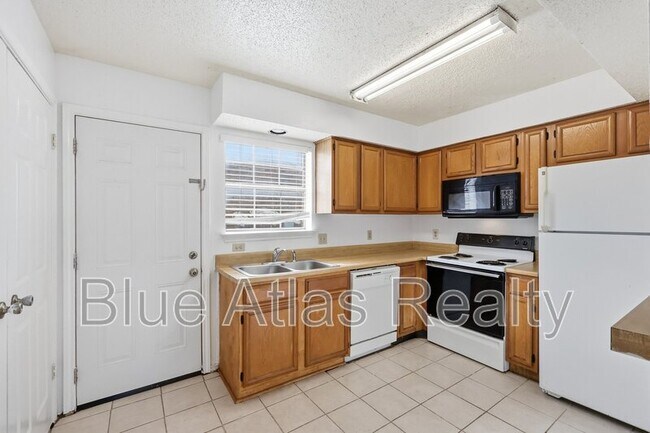 Foto del edificio - 2713 Wimbledon Ct