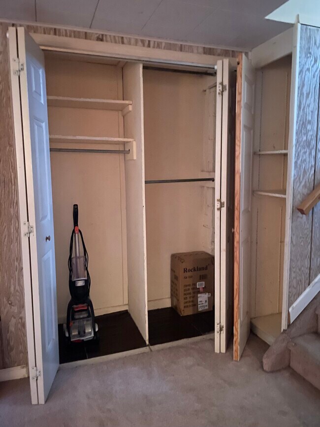 Foto del edificio - 38 Rennert Ln