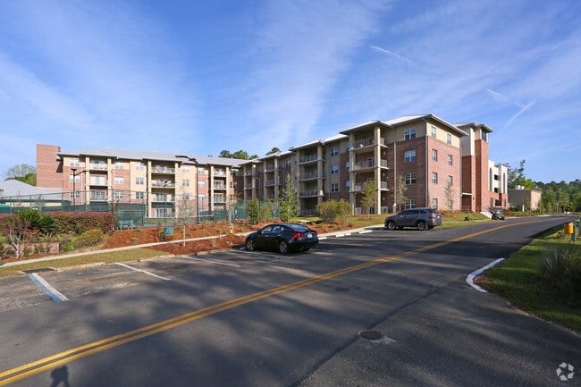 Building Photo - Westminster Oaks