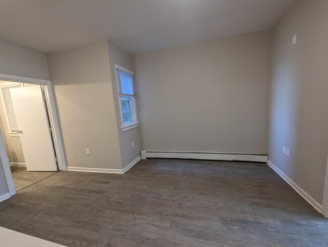 Building Photo - 784 Ocean Ave