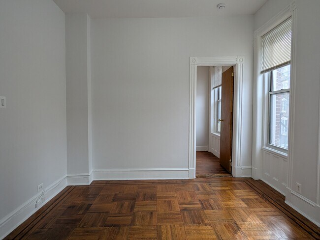 Foto del edificio - 409 Clinton St