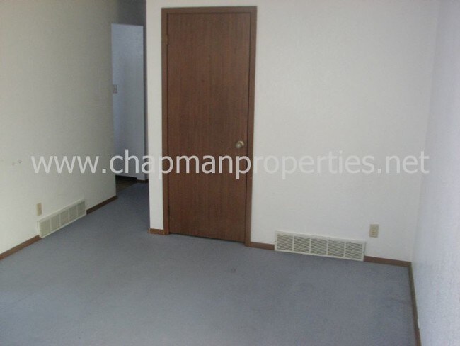 Building Photo - 10412 W Landmark Ct