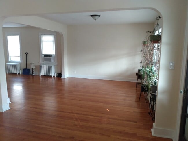 Living Room - 15 Edison Ave