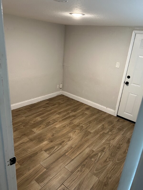 Foto del edificio - 7437 Walnut St