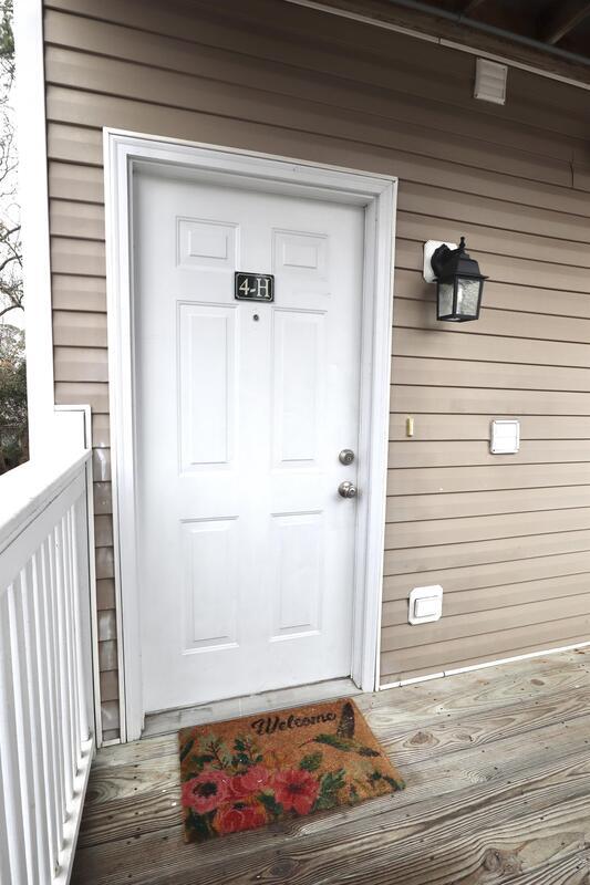 Foto del edificio - 1530 Fort Johnson Rd