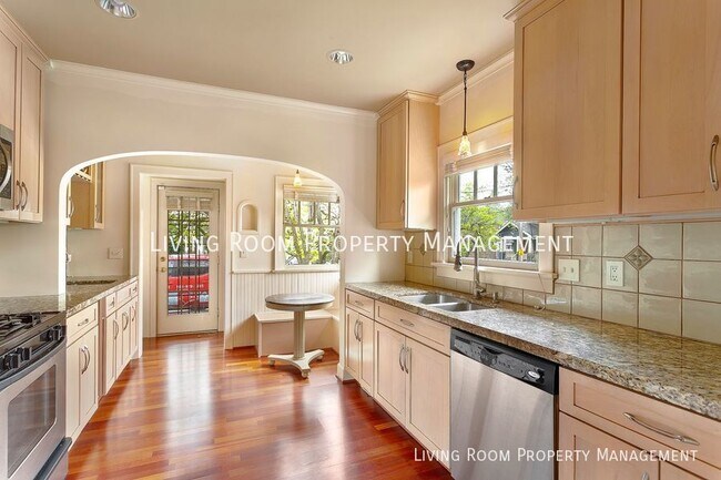 Building Photo - Charming Updated Craftsman w/ Finished Bas...