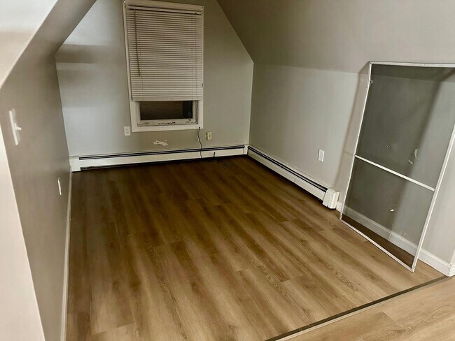 Foto del edificio - 418 Laurel St