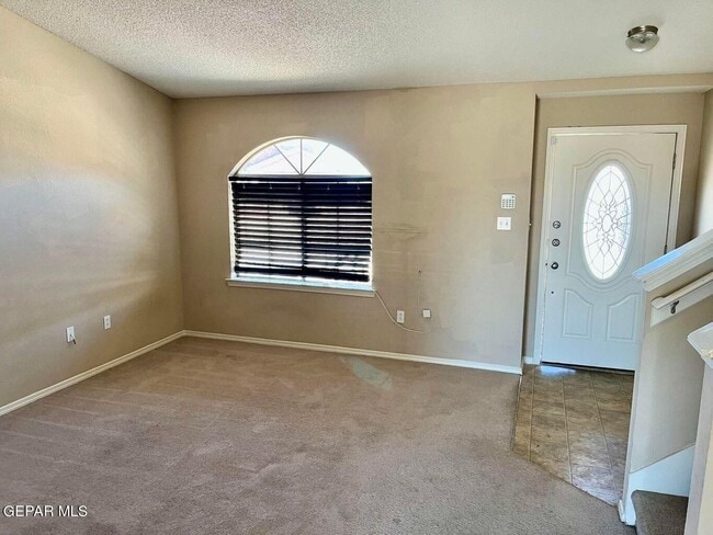 Building Photo - 14160 Lasso Rock Dr