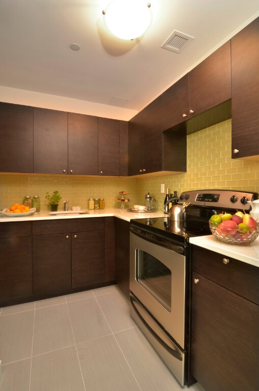 Foto del edificio - 8655 Broadway