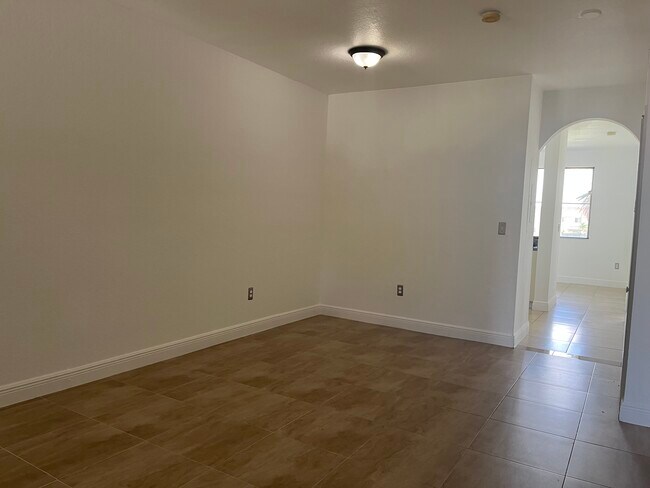 Building Photo - 17600 NW 73rd Ave