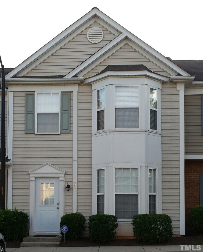 8521 Silhouette Pl, Raleigh, NC 27613 Townhome Rentals in Raleigh NC