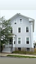 Building Photo - 65 Chestnut St