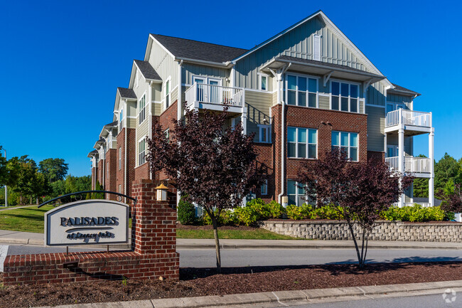 Palisades at Legacy Oaks Grand Entrance - Palisades at Legacy Oaks