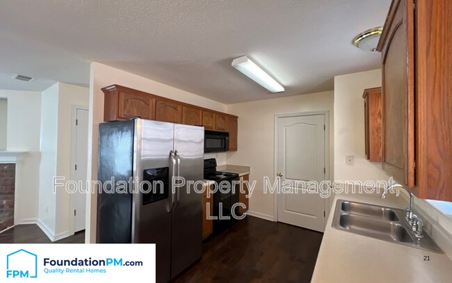Foto del edificio - 9115 Cinderhill Cove W