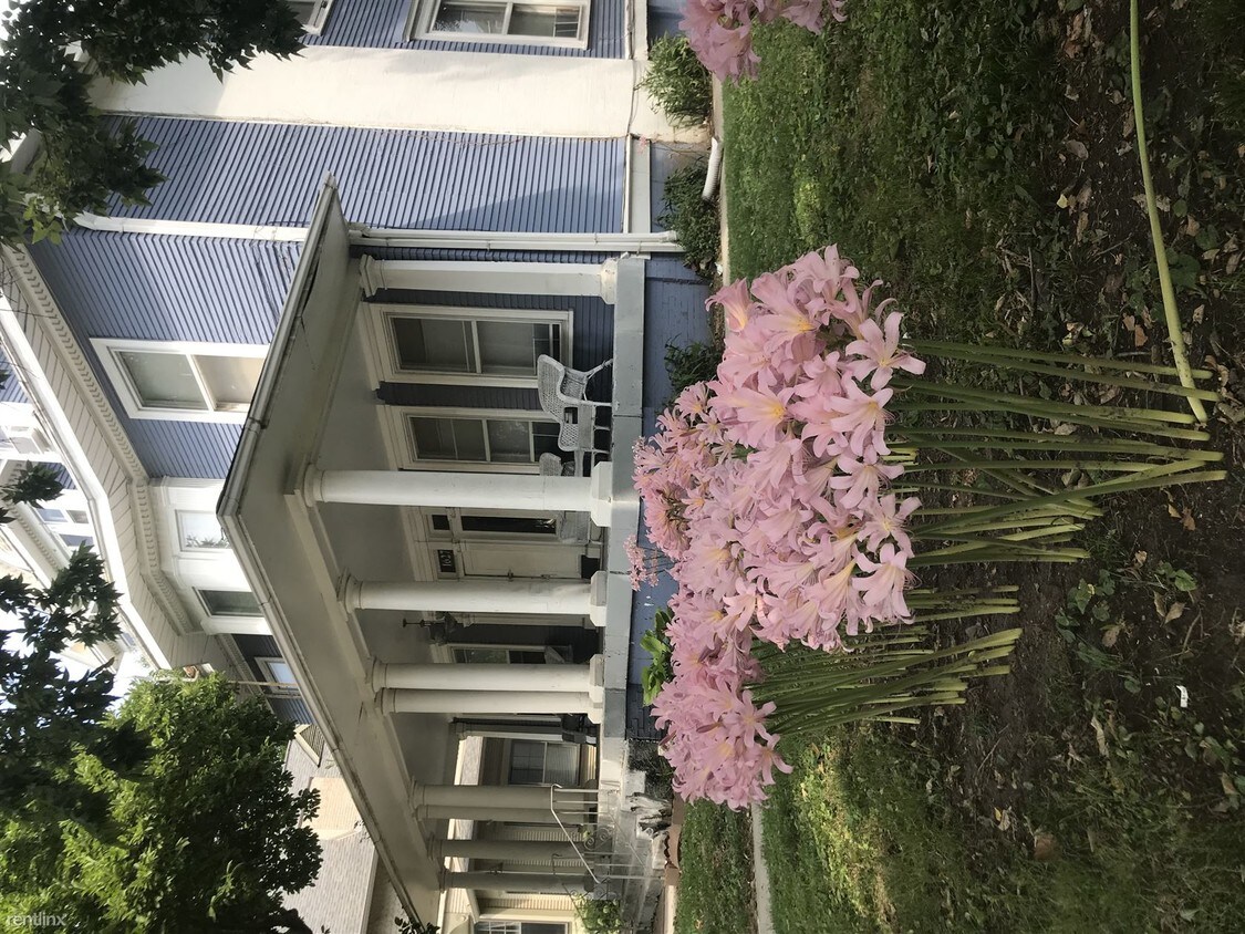 Primary Photo - 1627 N Talbott St